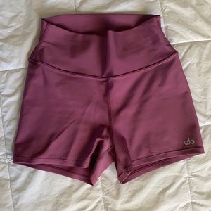 Alo Yoga high waisted shorts M